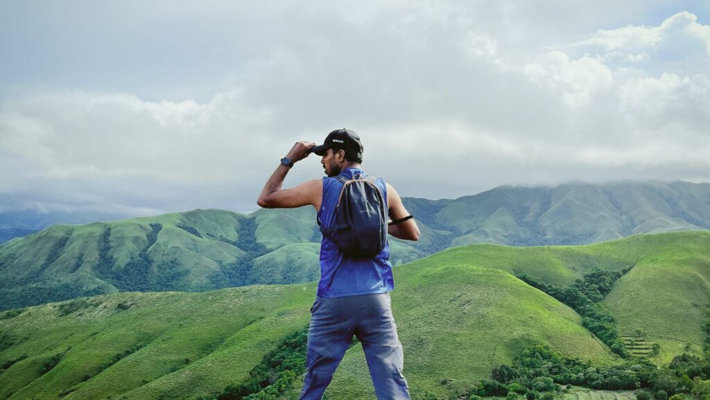 hiking trips for singles